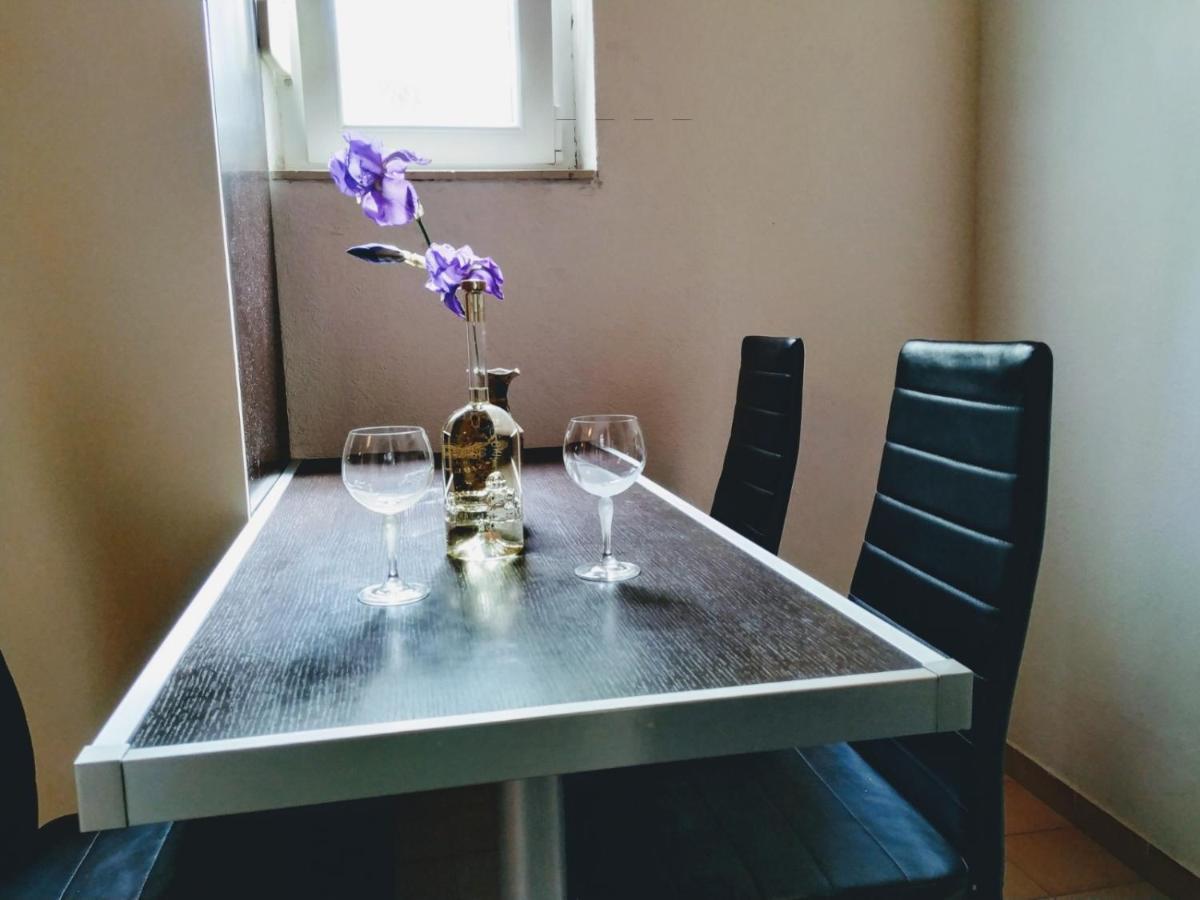 Apartments Asija Брела Экстерьер фото
